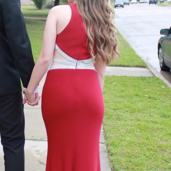 Prom Dress - Picture 2 of 5